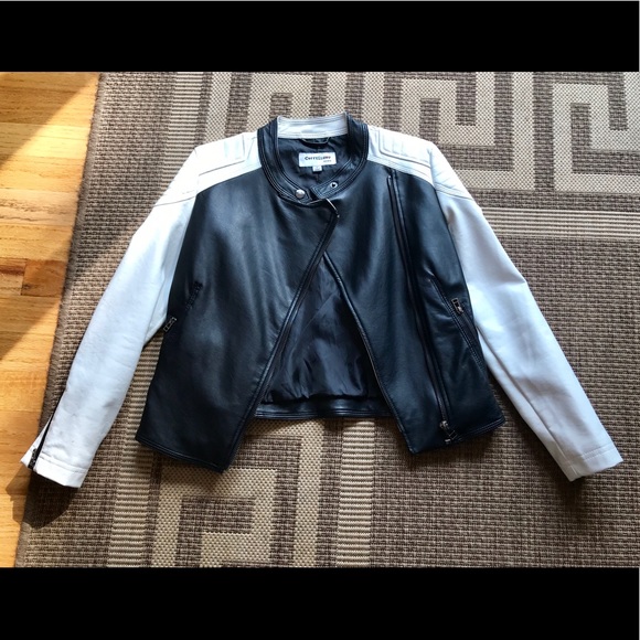 Other - Girls Moto Jacket!